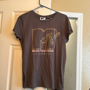 Women’s medium MTV design T-shirt
